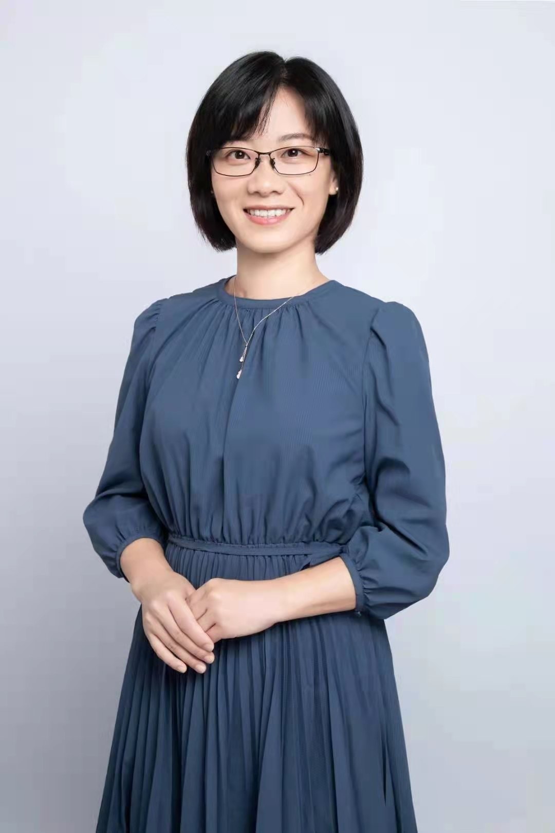 Xiong, Juan (Associate Professor)
