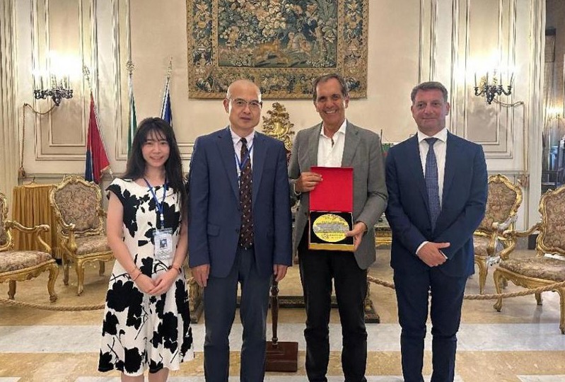 Deepening International Cooperation to Promote Medical Development: SZU Medical School Delegates Visited Italy