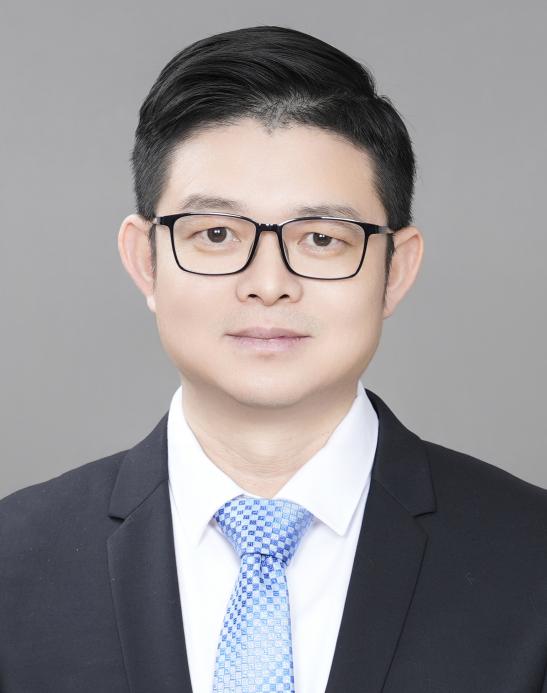 查龙应2025