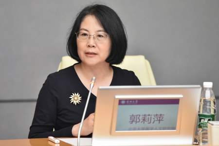 深圳大学医学部叙事医学发展论坛顺利举行