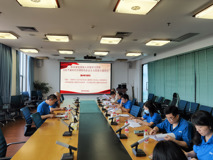 医学部党委开展学习贯彻习近平新时代中国特色社会主义思想主题教育集中学习研讨 （专题一）暨理论学习中心组会议