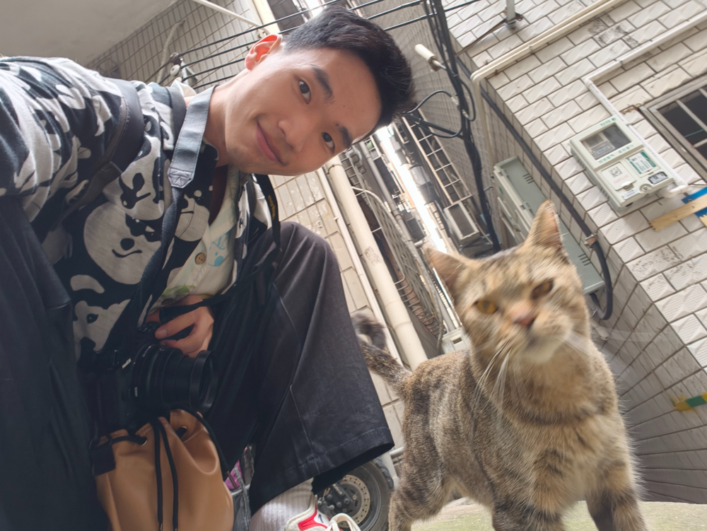 黄超群