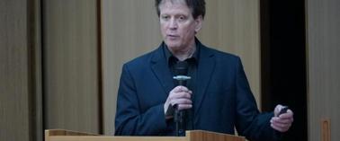 【深医讲坛第一百六十五讲简讯】Nanoanalytical measurements of cellular vesicles, vesicular subcompartments, and stress granules报告会在我部顺利召开