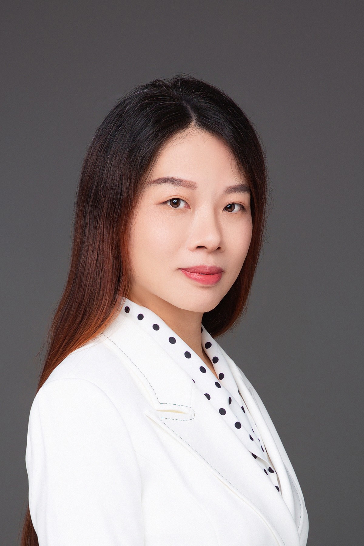 李建娜
