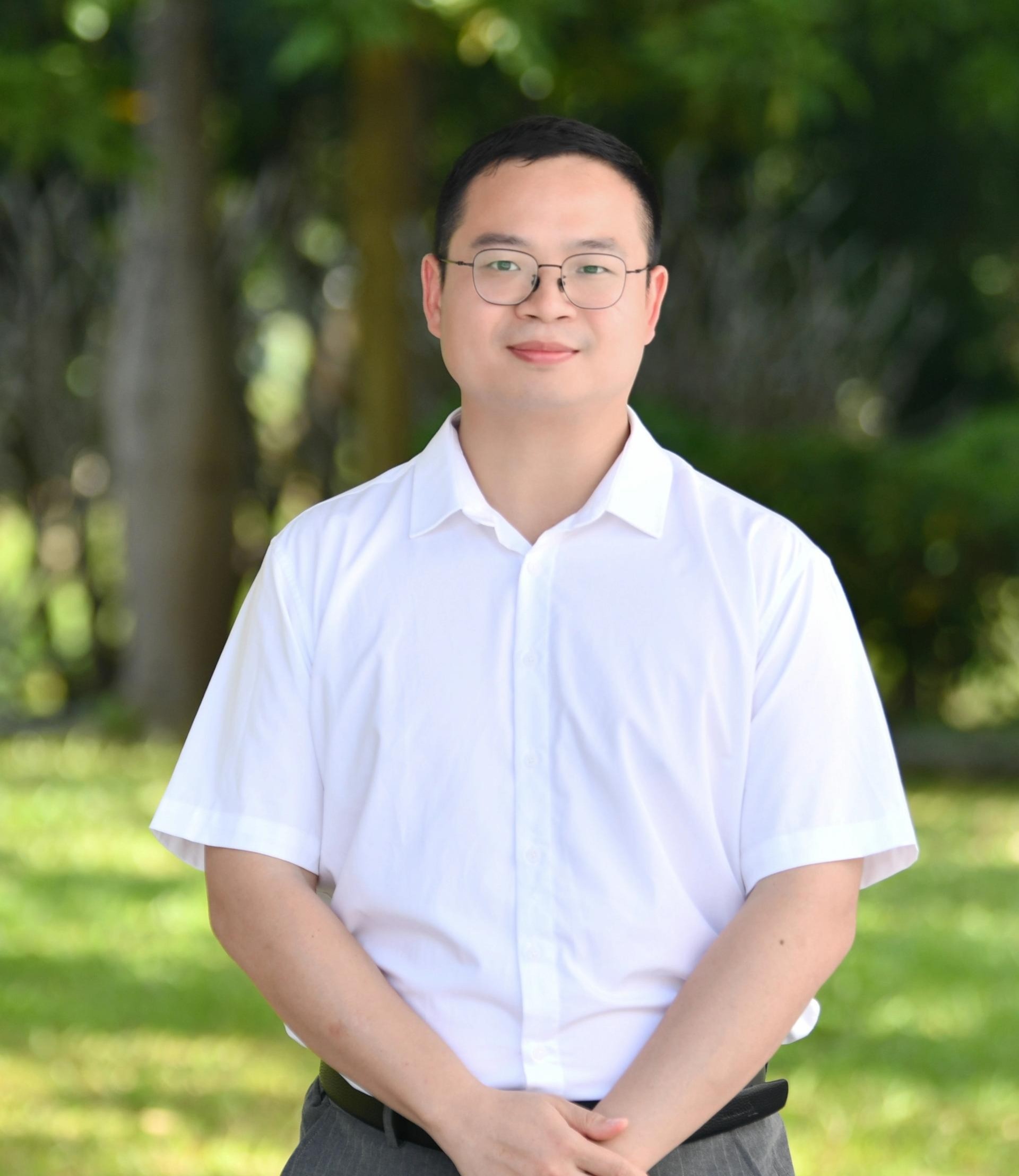 杨鹏