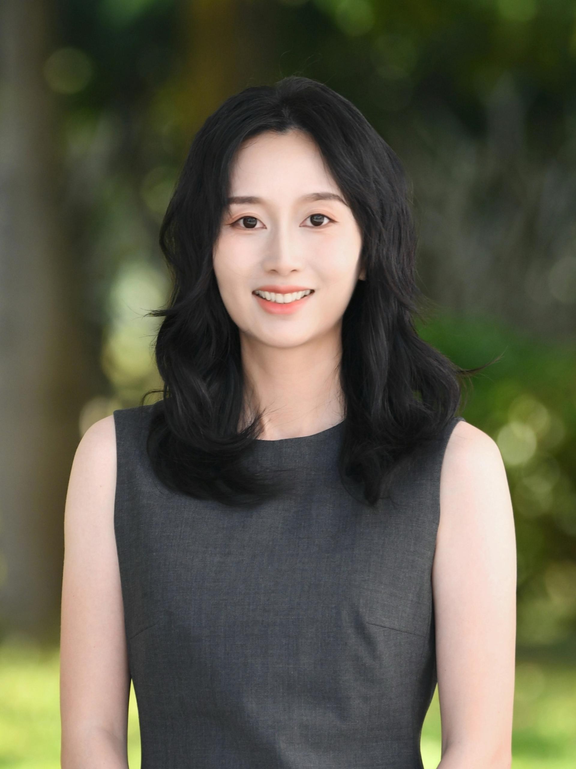吴佳英子
