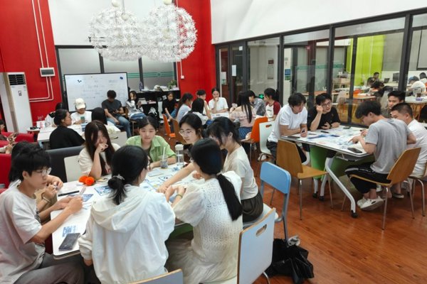 “助荔未来”就业力提升工作室：生涯桌游工作坊第二期“跨部会风云”圆满收官