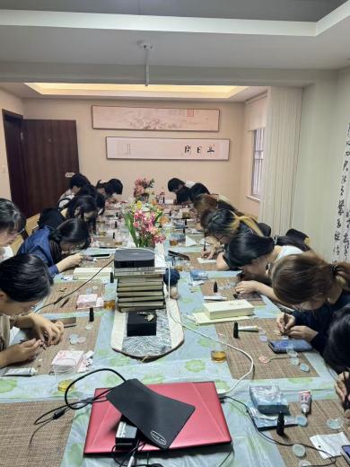 ed583345d7fdc4690171bbdf55157426