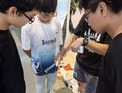 1dab6bee-3f36-444d-89c6-0aa885340320