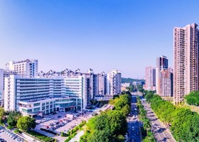 深圳市龙岗区人民医院 